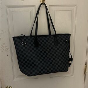 Stylish Black Checkered Tote Bag